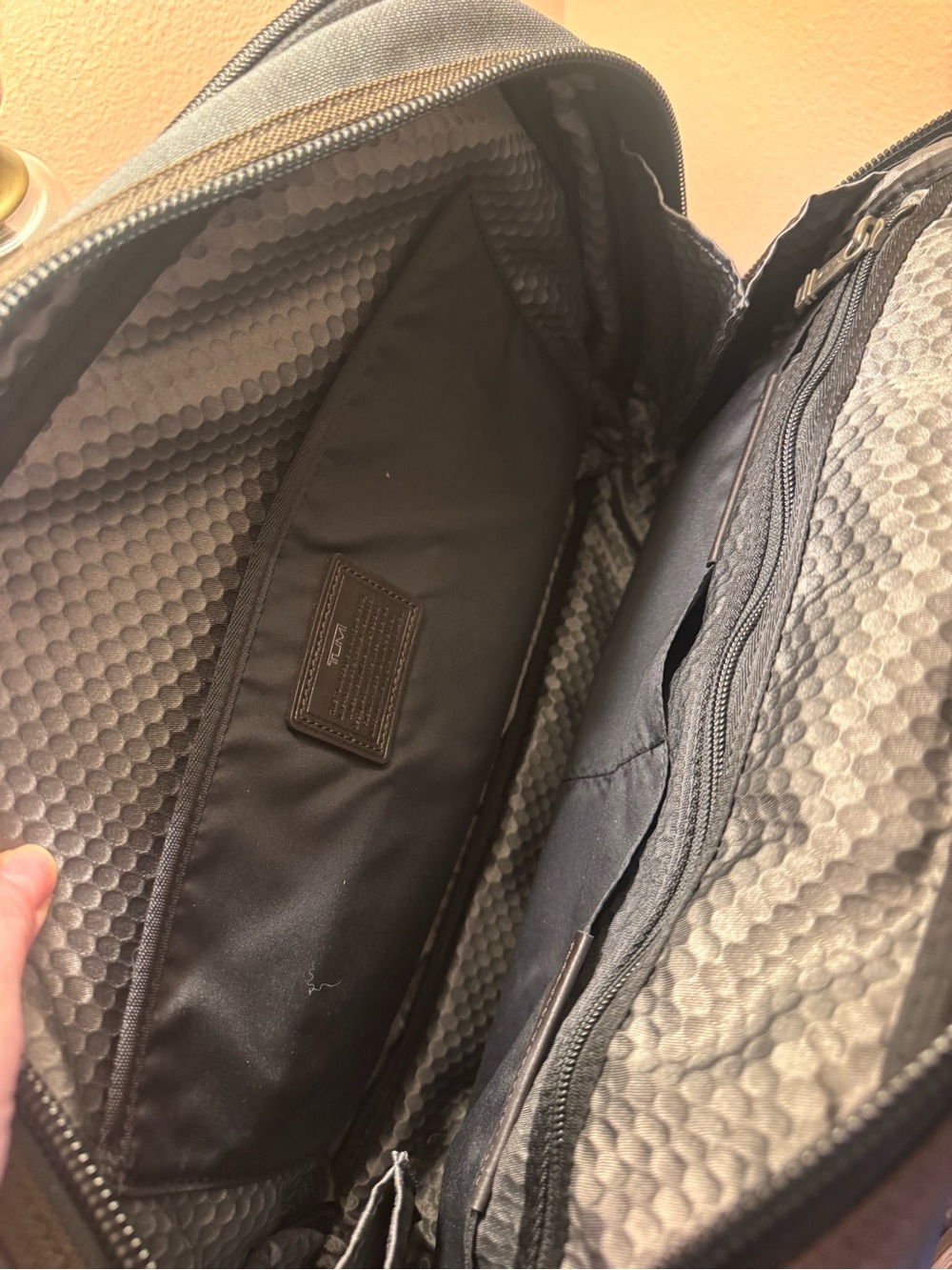 TUMI Alpha Bravo Andersen Slim Commuter Briefcase - Picture 10 of 12